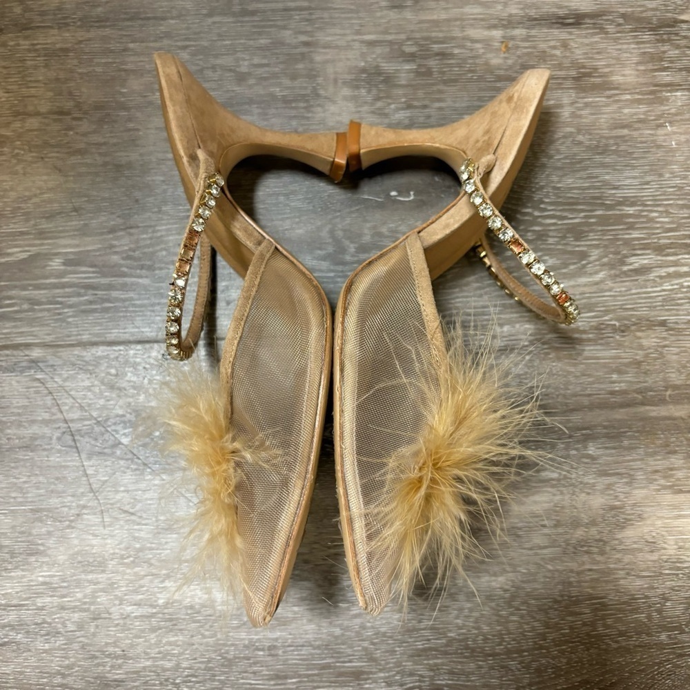 RAYE Duke Nude Feather Crystal Pointed Toe Heels Size 6 REVOLVE - Picture 8 of 10